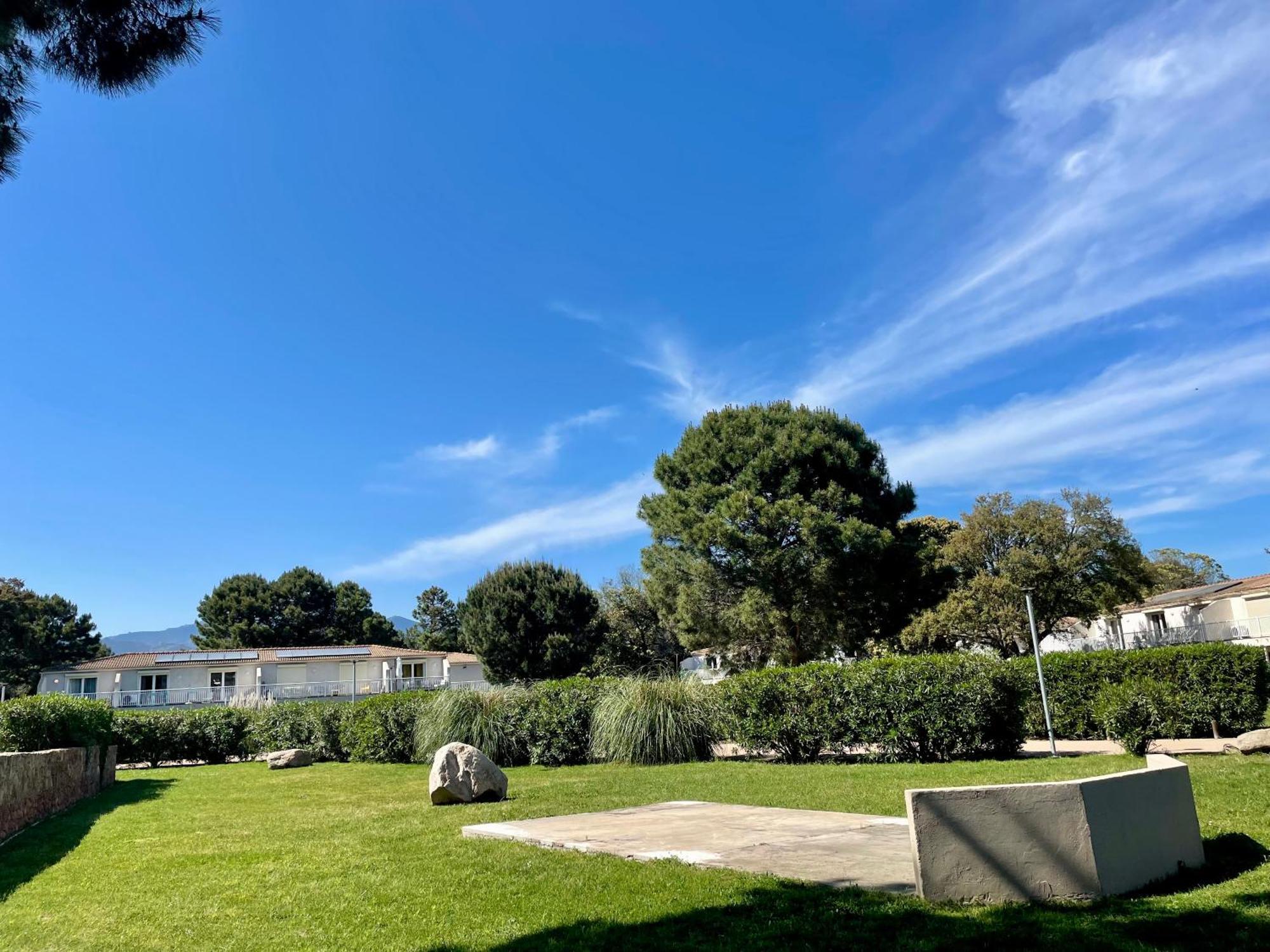 Cala Rossa By Sarai, Apt T2 4 Personnes, Dans Residence Hoteliere Avec Piscine Lecci Kültér fotó